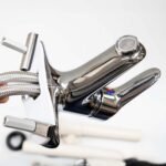 Vòi lavabo CAESAR B122CU nóng lạnh (3 lỗ) - Ảnh 3