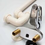 Vòi lavabo CAESAR B262CP nóng lạnh (3 lỗ) - Ảnh 2