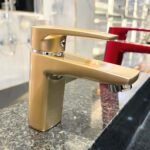 Vòi lavabo CAESAR B390CGU nóng lạnh, màu vàng đồng - Ảnh 6