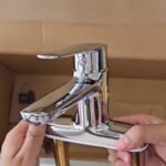 Vòi lavabo CAESAR B402CU nóng lạnh (3 lỗ) - Ảnh 5