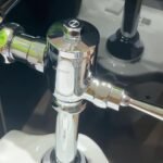 Bồn cầu CAESAR CP1333 1 khối nắp thường M220 (chưa bao gồm bộ xả tay gạt) - Ảnh 8