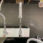 Vòi chén CAESAR K036C lạnh, gắn tường - Ảnh 3