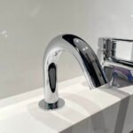 Vòi xịt xà phòng TOTO TLK09001G cảm ứng (không kèm bộ điều khiển) - Ảnh 2