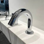 Vòi xịt xà phòng TOTO TLK09001G cảm ứng (không kèm bộ điều khiển) - Ảnh 3