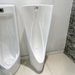 Bồn tiểu nam CAESAR U0239 đặt sàn, thoát sàn - Ảnh 4