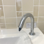 Vòi xà phòng AMERICAN STADARD WF-8102 (WF8102) cảm ứng dùng pin hoặc điện 100~240V - Ảnh 2