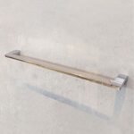 Giá treo khăn TOTO YT903S6V dòng G vuông - Ảnh 2