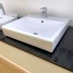 Chậu rửa mặt lavabo INAX AL-536VEC/ BW1 AL536VEC) đặt bàn 3 lỗ - Ảnh 6