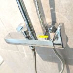 Sen Cây INAX BFV-60S (BFV60S) nóng lạnh, tay sen dáng trụ 1 chế độ - Ảnh 3