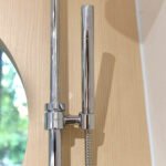 Sen Cây INAX BFV-70S (BFV70S) nóng lạnh, tay sen dáng trụ 1 chế độ - Ảnh 3