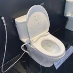 Bồn cầu TOTO CS767RE2#XW 2 khối, nắp rửa cơ TCW07S - Ảnh 4