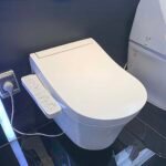 Bồn cầu TOTO CW553C#XW treo tường (giấu dây), nắp điện tử TCF33370GAA - Ảnh 3