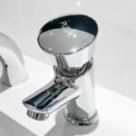 Vòi lavabo TOTO DL102 cảm ứng (bán tự động) - Ảnh 2