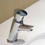 Vòi lavabo TOTO DL102 cảm ứng (bán tự động) - Ảnh 3