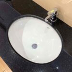 Chậu rửa mặt lavabo INAX AL-2293V/ BW1 (AL2293V) âm bàn - Ảnh 2