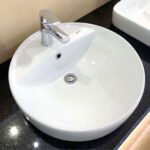 Chậu rửa mặt lavabo INAX AL-294VEC/ BW1 (AL294VEC) đặt bàn 3 lỗ - Ảnh 2