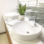 Chậu rửa mặt lavabo INAX AL-294VEC/ BW1 (AL294VEC) đặt bàn 3 lỗ - Ảnh 4