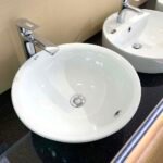 Chậu rửa mặt lavabo INAX L-445V/ BW1 (L445V) đặt bàn - Ảnh 2