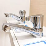 Vòi lavabo INAX LFV-13BP (LFV13BP) lạnh, kèm xả lavabo A325PS - Ảnh 2