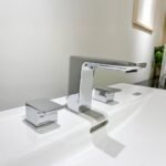 Vòi lavabo INAX LFV-5010S (LFV5010S) nóng lạnh (vòi chậu 3 lỗ) - Ảnh 2