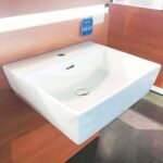 Chậu rửa mặt lavabo TOTO LT328C#XW treo tường - Ảnh 5
