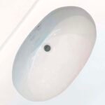 Chậu rửa mặt lavabo TOTO LW1506V#XW/ TL516GV âm bàn, kèm giá đỡ TL516GV - Ảnh 2