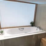 Bồn tắm TOTO PAY1510HV#W/ TVBF411 dạng xây, có tay vịn, kèm ống thải TVBF411 - Ảnh 5