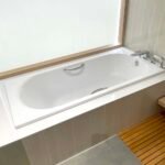 Bồn tắm TOTO PAY1710HV#W/ TVBF411 dạng xây, có tay vịn, kèm ống thải TVBF411 - Ảnh 3