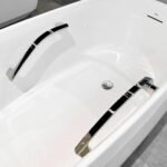 Bồn tắm TOTO PJY1744WHPWEN#MW/ TVBF412 đá cẩm thạch đặt sàn, có tay vịn, kèm ống thải TVBF412 - Ảnh 6