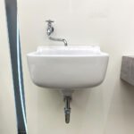 Chậu rửa mặt lavabo INAX S-17V/ BW1 (S17V) treo tường - Ảnh 3