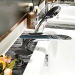 Vòi xả bồn tắm TOTO TBG01202BB#BFG dòng GO (4 lỗ), màu Vàng pháp mờ, kèm tay sen - Ảnh 2