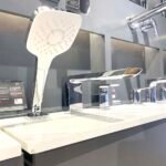 Vòi xả bồn tắm TOTO TBG02305BB nóng lạnh, dòng GR (3 lỗ), màu chrome, kèm tay sen - Ảnh 2