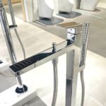 Sen cây bồn tắm TOTO TBG02306BA dòng GR mạ Crom bóng - Ảnh 3