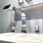 Vòi xả bồn tắm TOTO TBG08202A nóng lạnh, dòng GC (4 lỗ), màu chrome, kèm tay sen - Ảnh 4