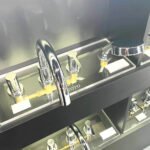 Vòi xả bồn tắm TOTO TBS01202BA nóng lạnh, dòng LB (4 lỗ), màu chrome, kèm tay sen - Ảnh 3