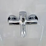 Vòi sen tắm TOTO TBS01302V/ TBW07009A nóng lạnh - Ảnh 5