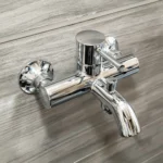 Vòi sen tắm TOTO TBS02302V/ DGH104ZR nóng lạnh - Ảnh 2