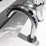 Vòi lavabo TOTO TLE28002A cảm ứng - Ảnh 2