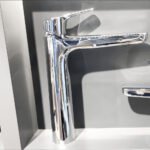 Vòi lavabo TOTO TLG03305B#PN nóng lạnh dòng GS mạ Nikel bóng ,cao 28cm - Ảnh 2