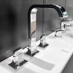 Vòi lavabo TOTO TLG08201B#PN nóng lạnh (3 lỗ) dòng GC - Ảnh 2