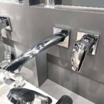 Vòi Lavabo TOTO TLG09308BB nóng lạnh, gắn tường, dòng GM (2 lỗ) - Ảnh 3