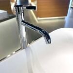 Vòi lavabo TOTO TLG11305B#PN nóng lạnh dòng GF mạ Nikel bóng ,cao 30cm - Ảnh 4