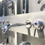 Vòi Lavabo TOTO TLG11307BA#MBL nóng lạnh, gắn tường, dòng GF (2 lỗ), màu đen mờ - Ảnh 3