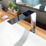 Vòi lavabo TOTO TLP02301B (2 lỗ) nóng lạnh - Ảnh 5