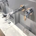 Vòi Lavabo TOTO TLS03307B nóng lạnh, gắn tường, dòng LC (2 lỗ) - Ảnh 2