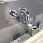 Vòi Lavabo TOTO TLS03308B nóng lạnh, gắn tường, dòng LC (2 lỗ) - Ảnh 3