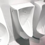 Bồn tiểu nam TOTO USWN902ASV#XW xả cảm ứng điện 220V - Ảnh 4