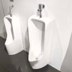 Bồn tiểu nam TOTO UT500T#XW treo tường - Ảnh 2