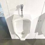 Bồn tiểu nam TOTO UT57S#W treo tường - Ảnh 3